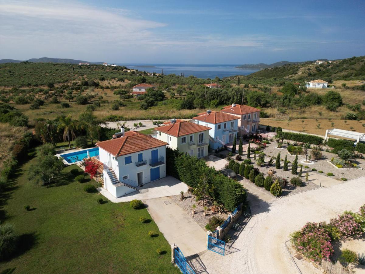 Iridia Resort Villas Foiníki Exterior foto